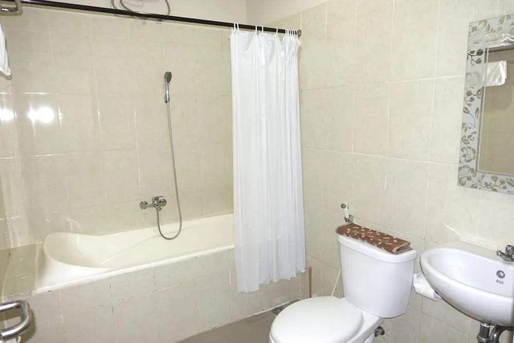 Tuban Torres Accommodation Kuta Lombok Dış mekan fotoğraf