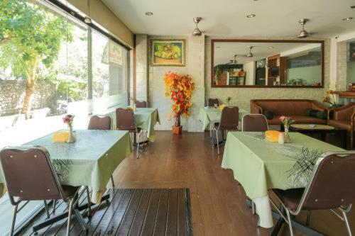 Tuban Torres Accommodation Kuta Lombok Dış mekan fotoğraf