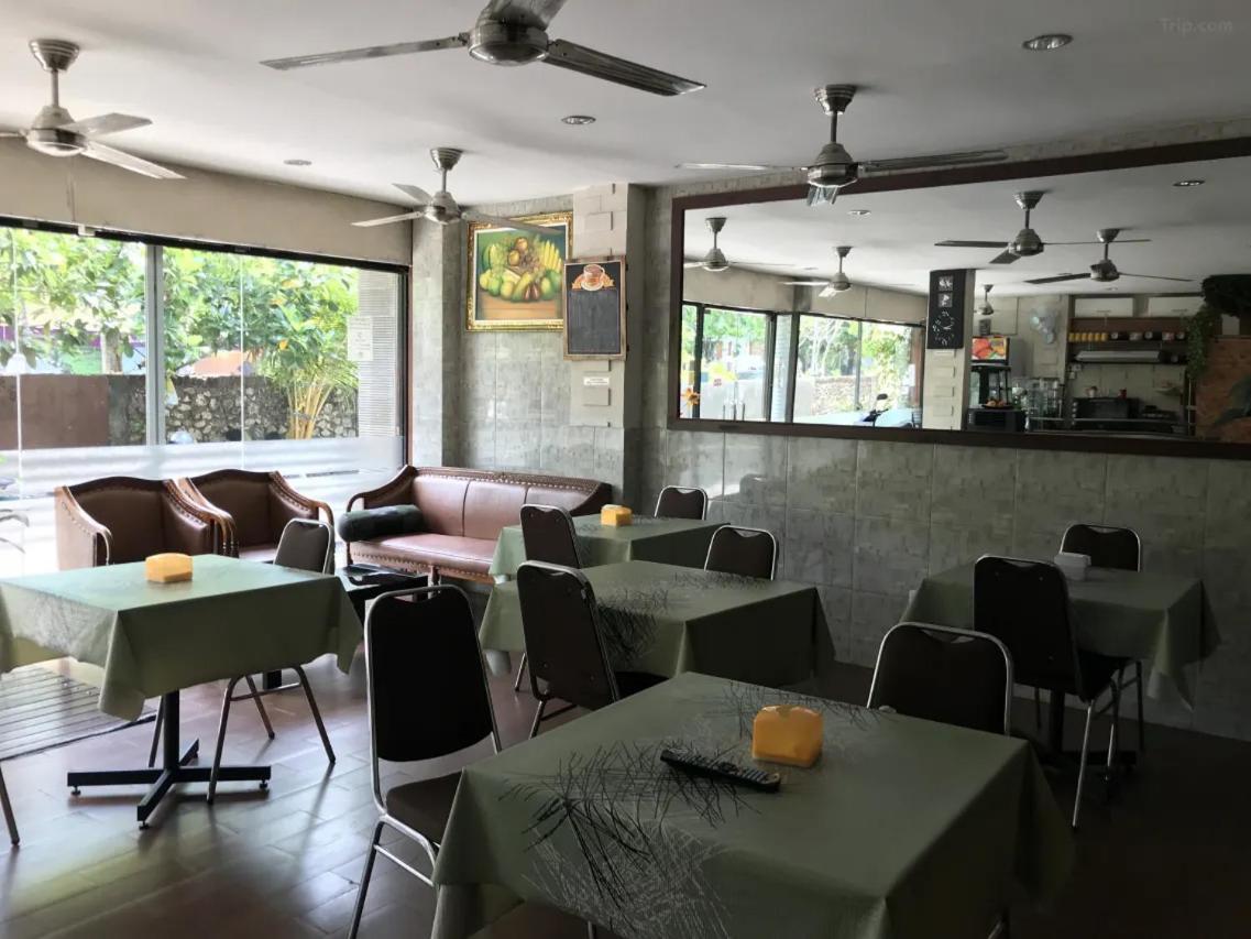 Tuban Torres Accommodation Kuta Lombok Dış mekan fotoğraf